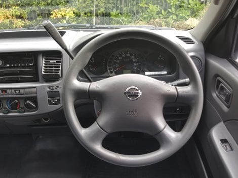 Nissan Van inside 470x353 - nissan-van-inside
