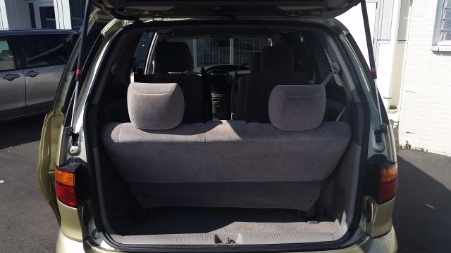 With far rear seats up