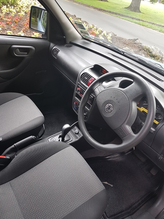 vauxhall-combo-interior-3