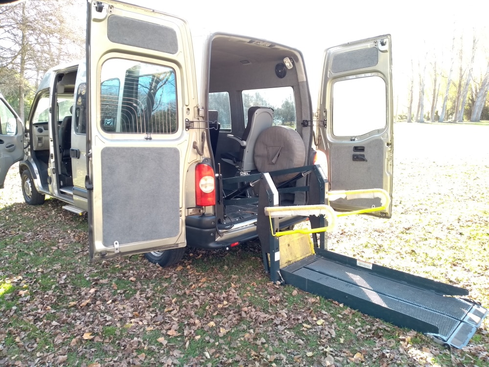Renault Master LWB Wheelchair Accessible