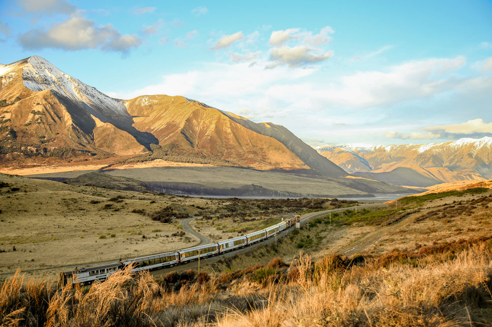 TranzAlpine Cass bank from Long Hill 1000x666 - TranzAlpine Train