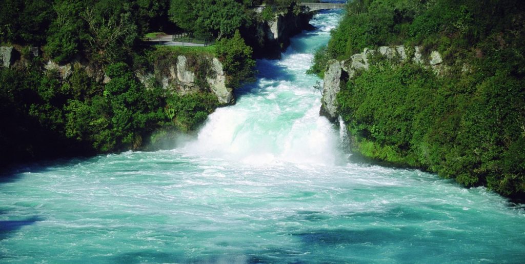 huka falls 1024x515 - Huka Falls