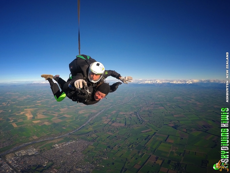 tandem skydive 4 lrg - Sky Diving Kiwis