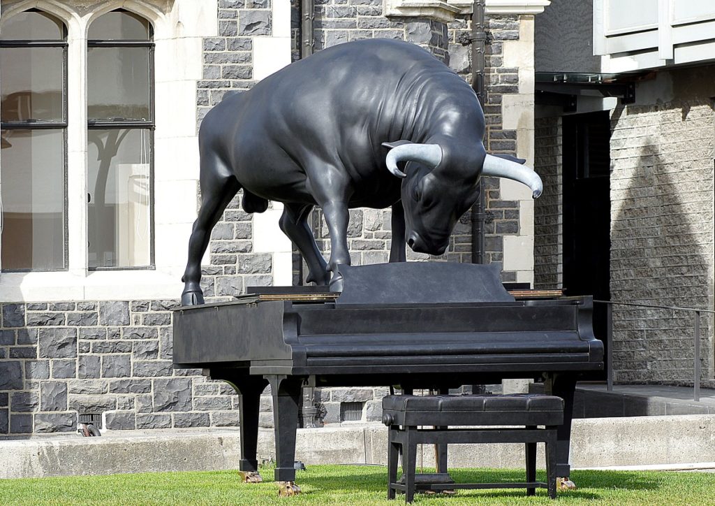 Bull 1 1024x724 - Christchurch Art Gallery