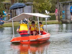 Row Boats at Huka Prawn Park 240x180 - Huka Pawn Park