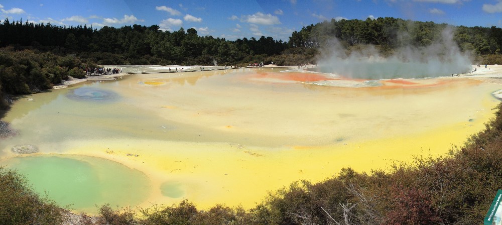 Wai o tapu panorama - Wai O Tapu Thermal Wonderland