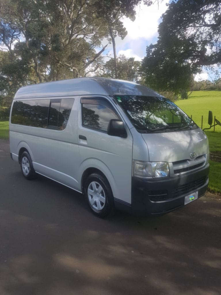 Toyota wheelchair van with Rear Hoist