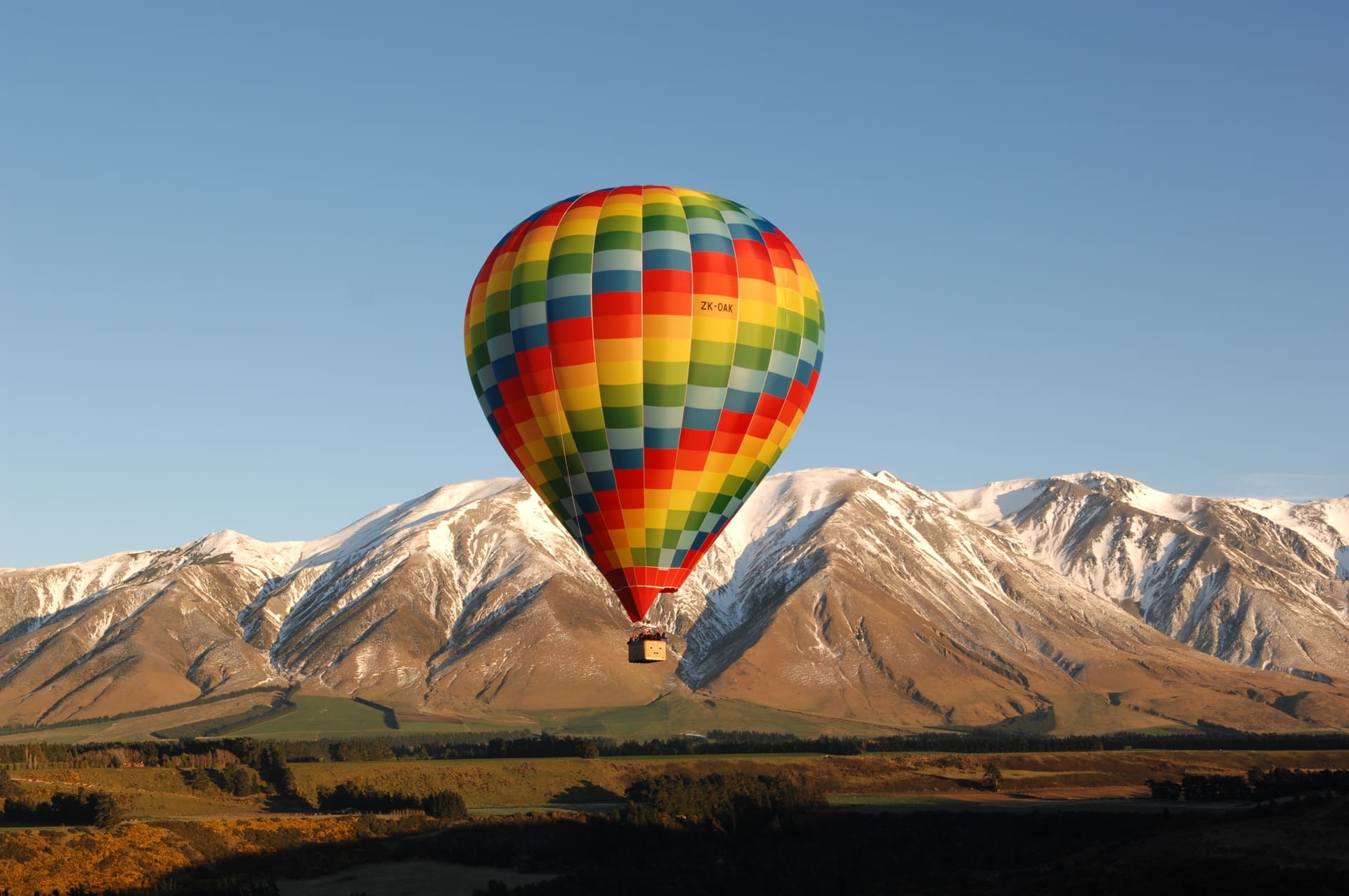 Ballooning Canterbury HIGH RES - Visiting NZ