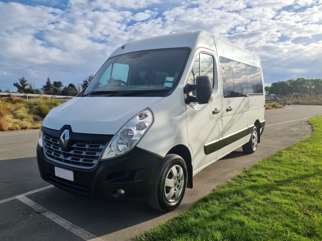 RenaultMasterExterior